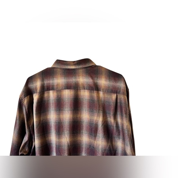 Authentic Haupt Men’s Button Down Plaid Shirt 41/42 16.5 - Picture 6 of 12